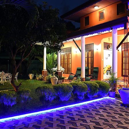 One And Only Apartment Negombo Luaran gambar