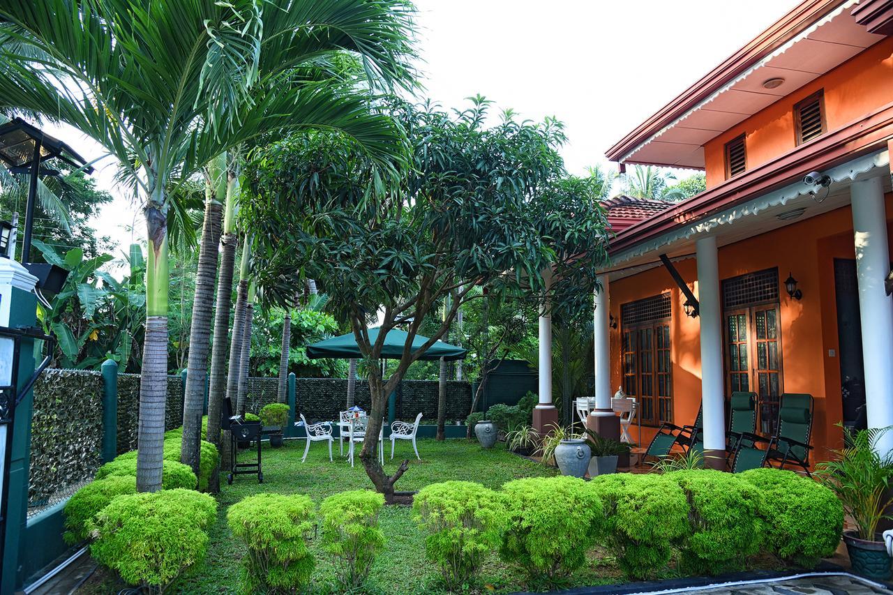 One And Only Apartment Negombo Luaran gambar