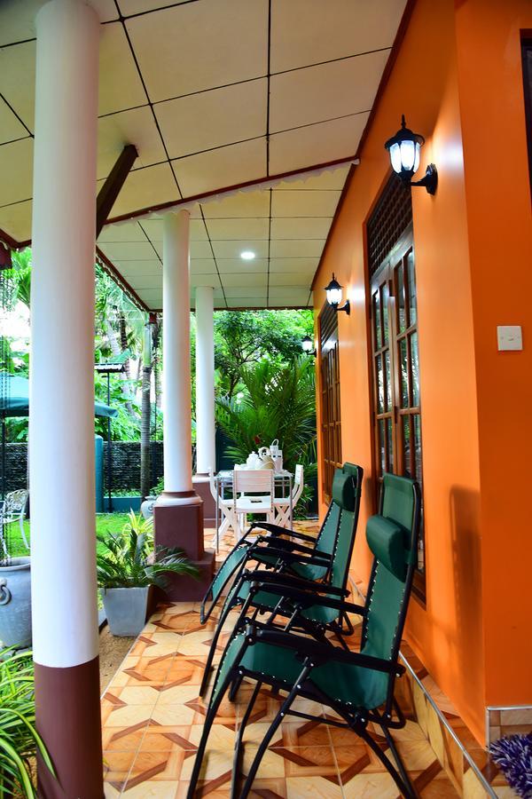 One And Only Apartment Negombo Luaran gambar