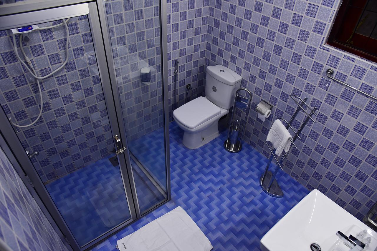 One And Only Apartment Negombo Luaran gambar