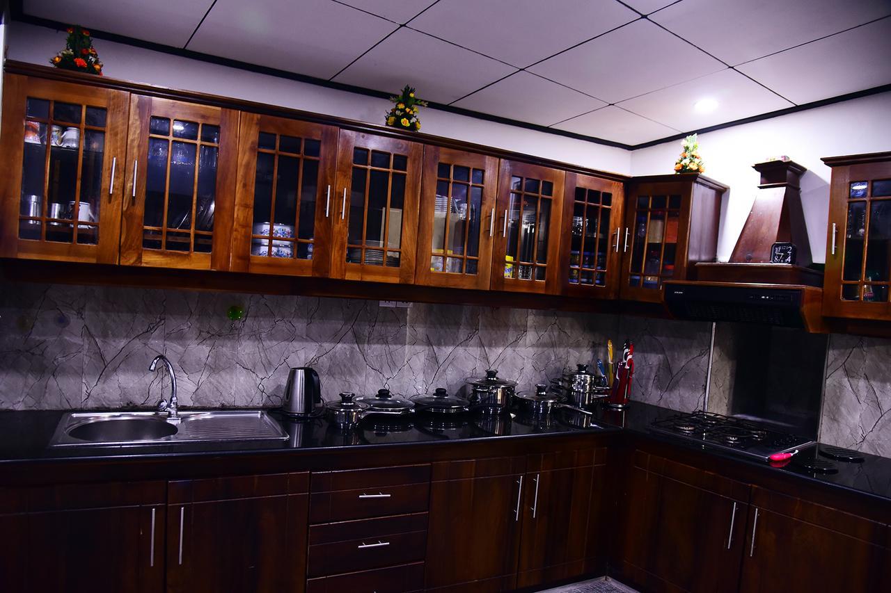 One And Only Apartment Negombo Luaran gambar