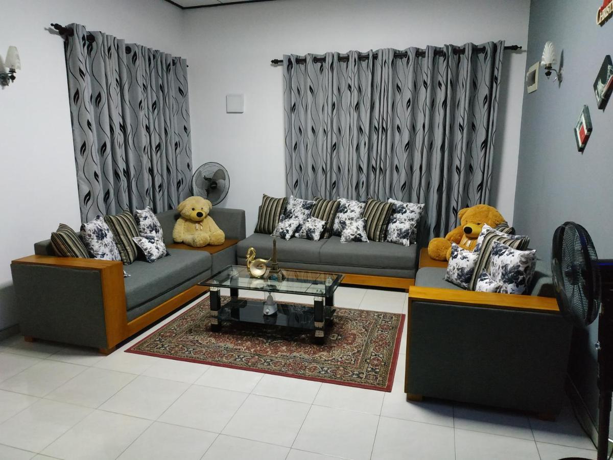 One And Only Apartment Negombo Luaran gambar